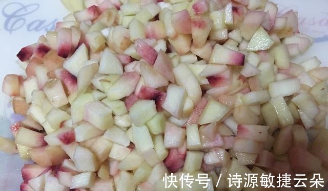 冰糖|水蜜桃好吃又便宜,做成水蜜桃果酱,酸酸甜甜的好喜欢!