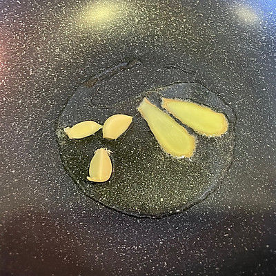 金剁椒蒜蓉黑虎虾