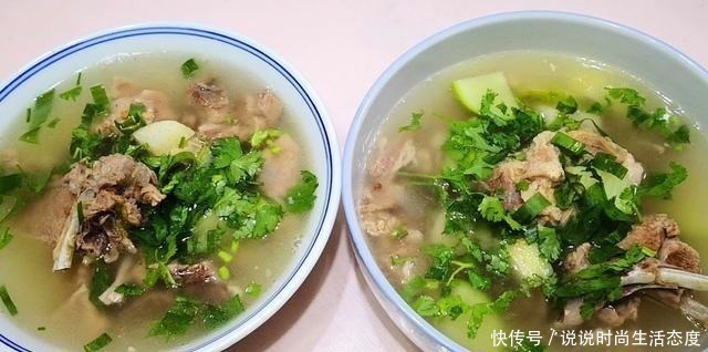 焯水|炖羊肉时，记住“一不要二不放”，羊肉不腥不膻也不柴，羊汤鲜美