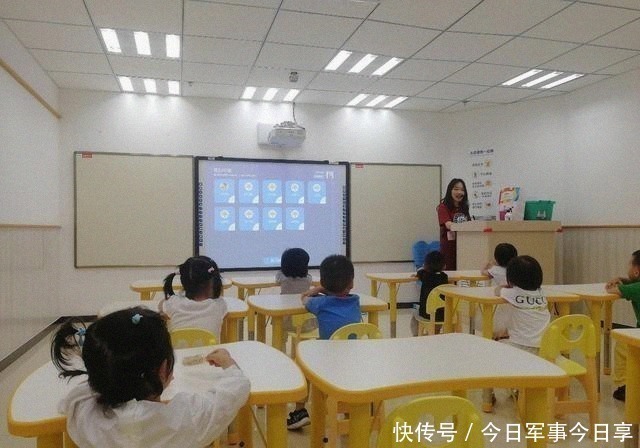 溜须拍马|这3种孩子大多是“假聪明”,长大后多半没出息,家长还沾沾自喜