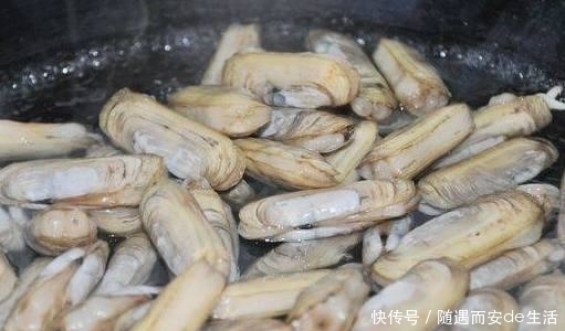 上桌|韭菜以后别拿炒鸡蛋了,加上它炒,上桌2分钟盘子都被舔干净