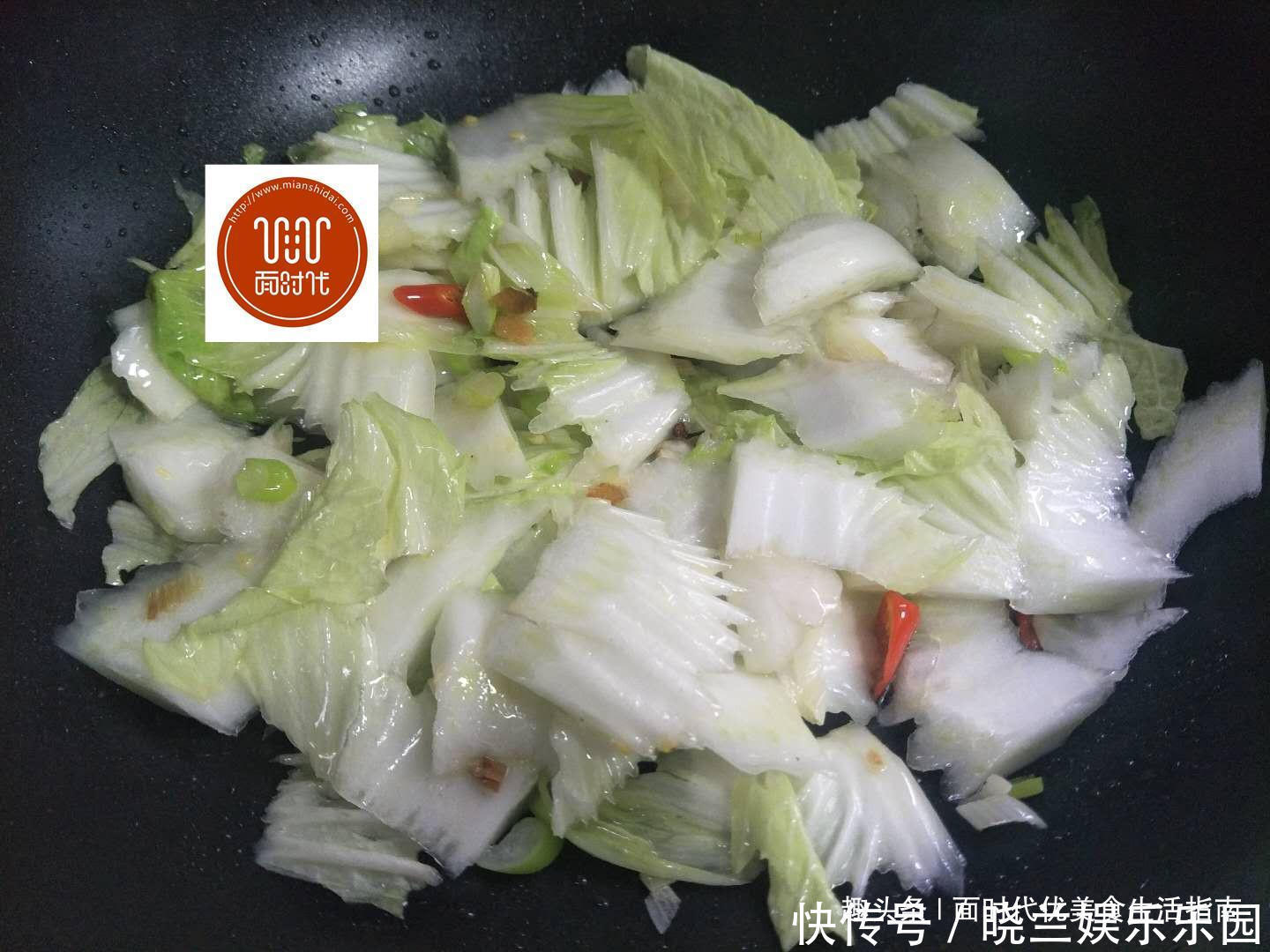 好吃|奶奶教我做的一道农村大菜,好吃易学,解决你的馋虫,满足你的胃