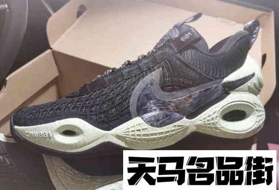 Cosmic Unity单只 Cosmic Unity脚背高的适合吗