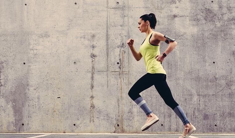 跑步|跑者切记重点在跑步的时候，千万要避免这4点