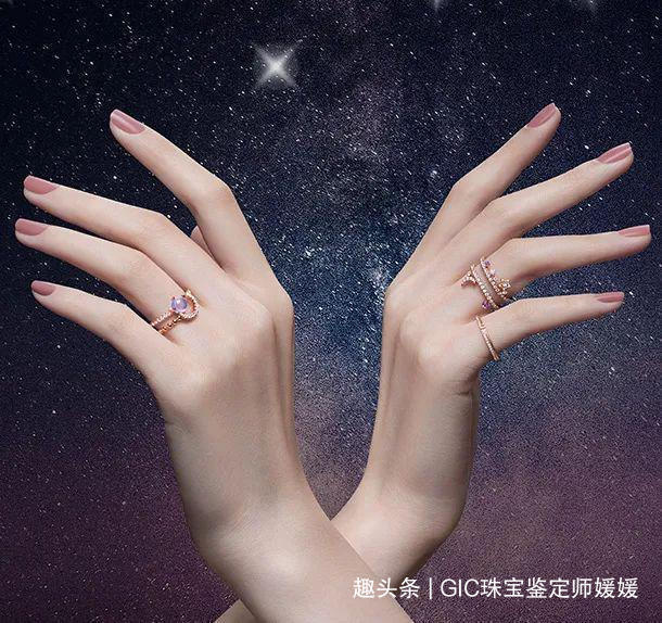 钻石 从古至今都有璀璨星际首饰，个性设计诉尽浪漫情怀，凸显自然魅力