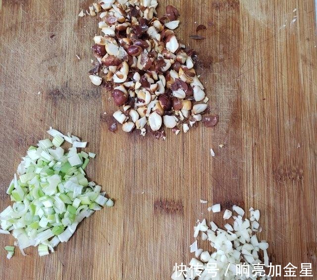 开胃|凉拌土豆丝五香豆腐,开胃爽口,做法简单!