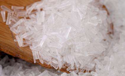 调味料|味精、鸡精和酱油,哪种调味品对身体伤害比较大,大部分人吃错了