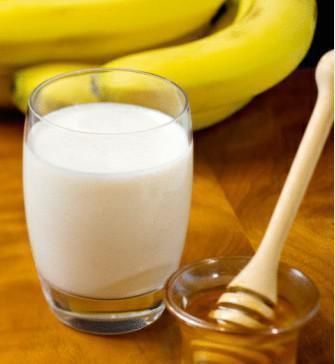 牛奶|失眠的人晚上要喝牛奶骗了大家30多年，什么数羊、喝蜂蜜都是胡扯