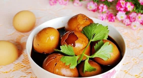 每天一个鸡蛋,营养又健康,但若犯4种错误做法,没营养还养病