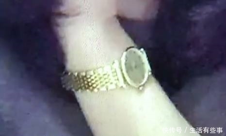 手表|女子花近万买的“浪琴”维修后大闹专柜，女子：不是假的就被掉包