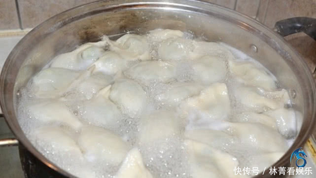 冷冻|包好的饺子千万别直接放冰箱冷冻!教你一招,冻多久都不会坏