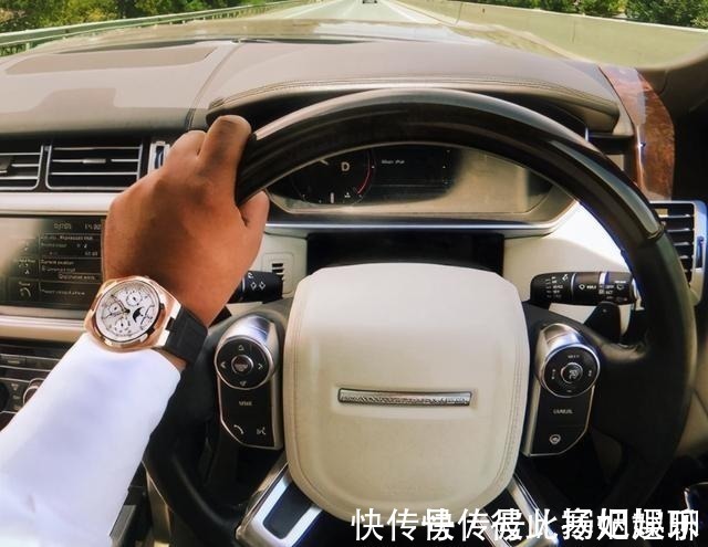 码表|C罗降薪回曼联,依然劳斯莱斯配大钻表!男人开车戴表有什么讲究