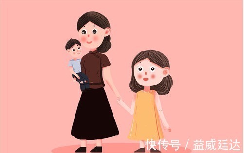 一生|“妈妈,我和弟弟你喜欢谁?”两个妈妈的回答,直接影响孩子一生
