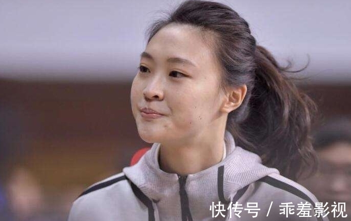杨臻博|她被称为“惠美人”,曾是女排主力队员,结婚生子后依然保持超高颜值