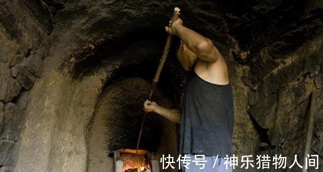 绝活@千年手艺面临失传 他9岁苦练技艺，64岁仍守绝活，花一生做好一事