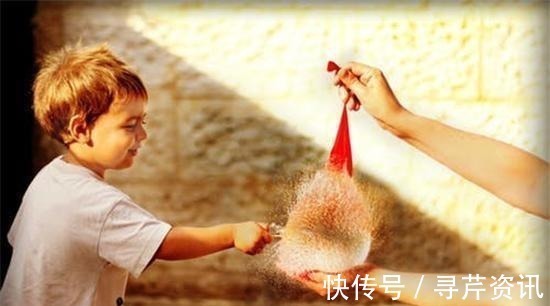 孩子|爸爸165厘米,孩子身高180厘米,真正的秘诀在于4点,家长学习下