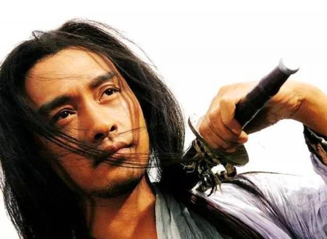  英雄传|《射雕英雄传》中，最可怕的女人名叫黄蓉？