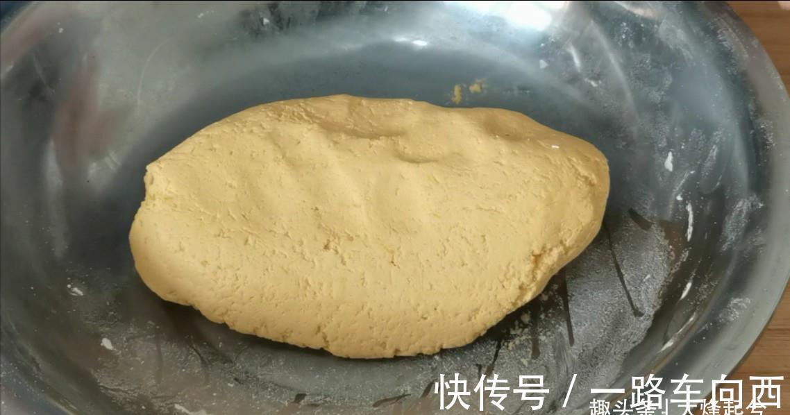 豆沙馅|南瓜点心，学会在家简单做，外酥里糯又香甜，新手也能成功