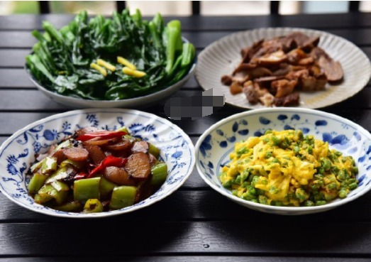 一家三口的午餐,4道家常菜,简单好吃