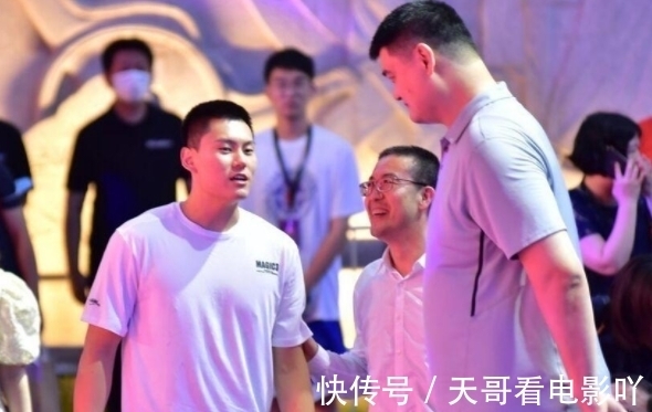 打球|正式确定!中国男篮新星前往NBL打球 与周琦成为队友