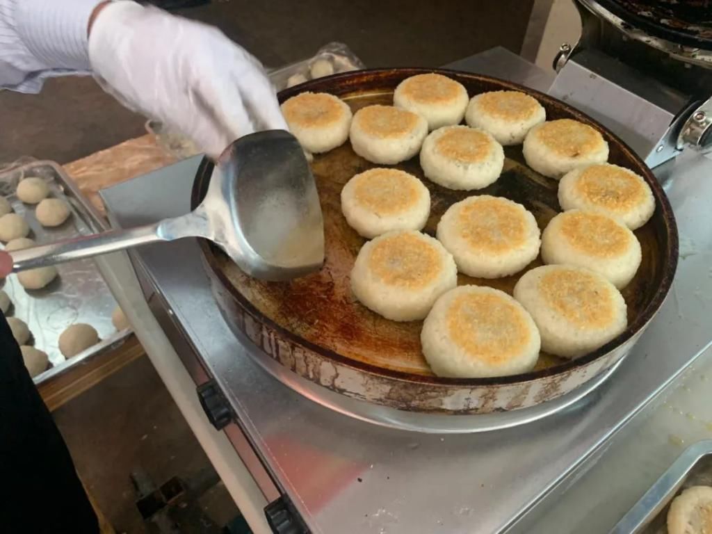 青团|这家“土”味十足的面馆，凭借两大“绝招”脱颖而出！