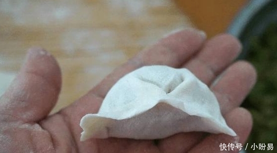 活了那么久，此种饺子馅我还是第一次吃，我连吃了三碗