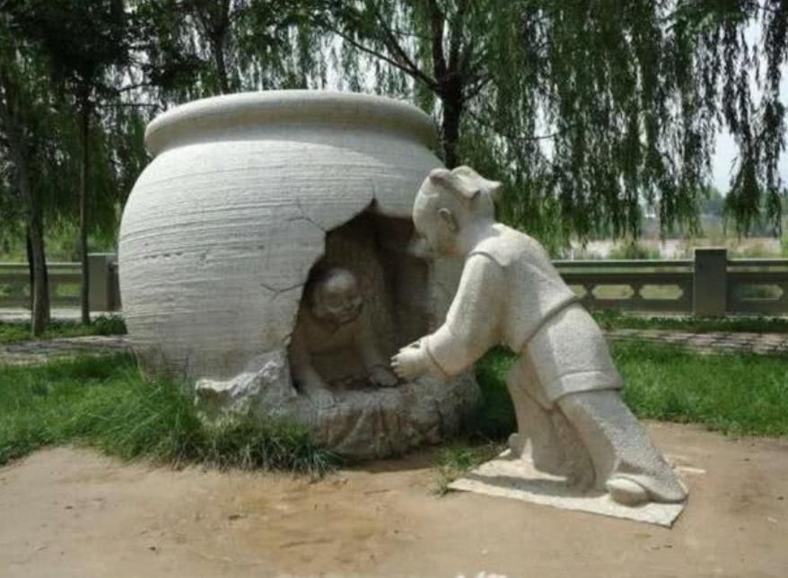 孩子|司马光砸缸，老师可不会告诉你被救的那个孩子是谁？说出来你可能不信！