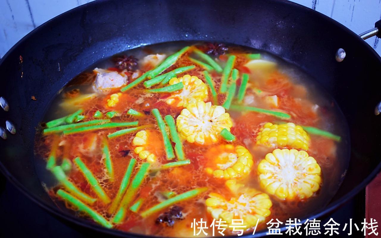 小块儿|东北乱炖，食材丰富，百吃不腻