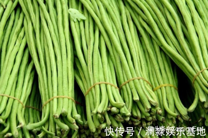 4种不怕过期的蔬菜,夏天便宜多买,能吃到过年,炖炒都香