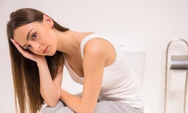 总是便秘怎么办?多喝点“它”,排出黑臭宿便,体重“悄悄”降!