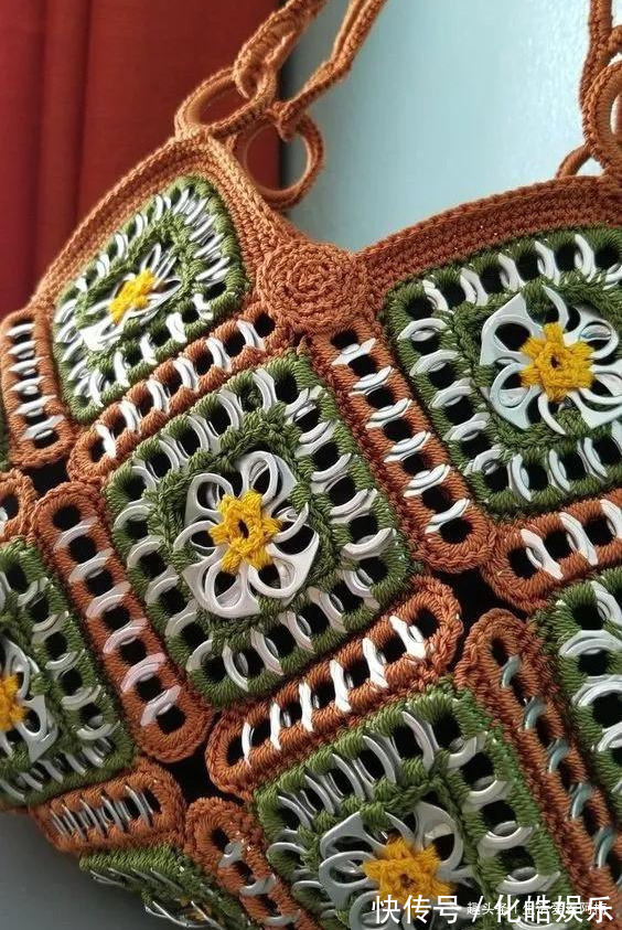 在易拉罐拉环上编织,钩成的包包耐看耐用!DIY变废为宝附教程
