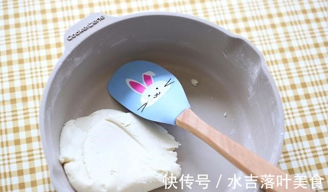 紫薯馅|糯米粉新吃法,高颜值又美味,操作不难,适合新手学做,成功率高!