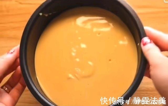 打发器|不用烤箱和打发器,也能做出蓬松渲染的蛋糕,慢妈教你做法零失败