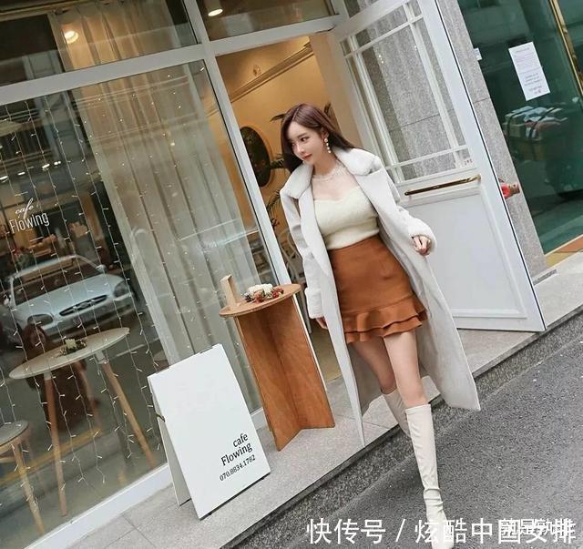 清纯A字裙造型,拼接薄纱,一样美的惊艳