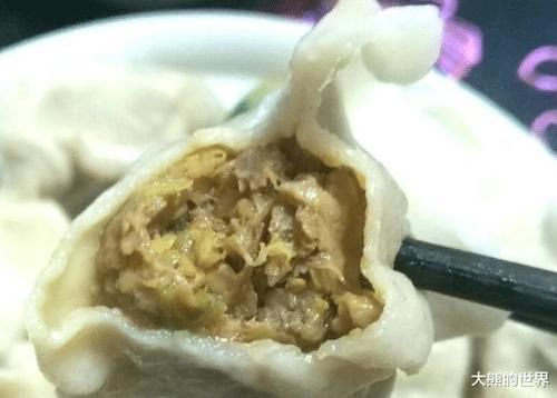 多汁|做白菜馅饺子,牢牢记住“两不放”,饺子味道香,还鲜嫩多汁