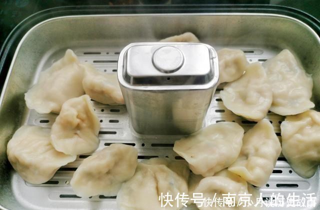 肉馅儿|豆腐别知道炖，用来拌馅儿包饺子，比肉馅儿还受欢迎，关键是省钱