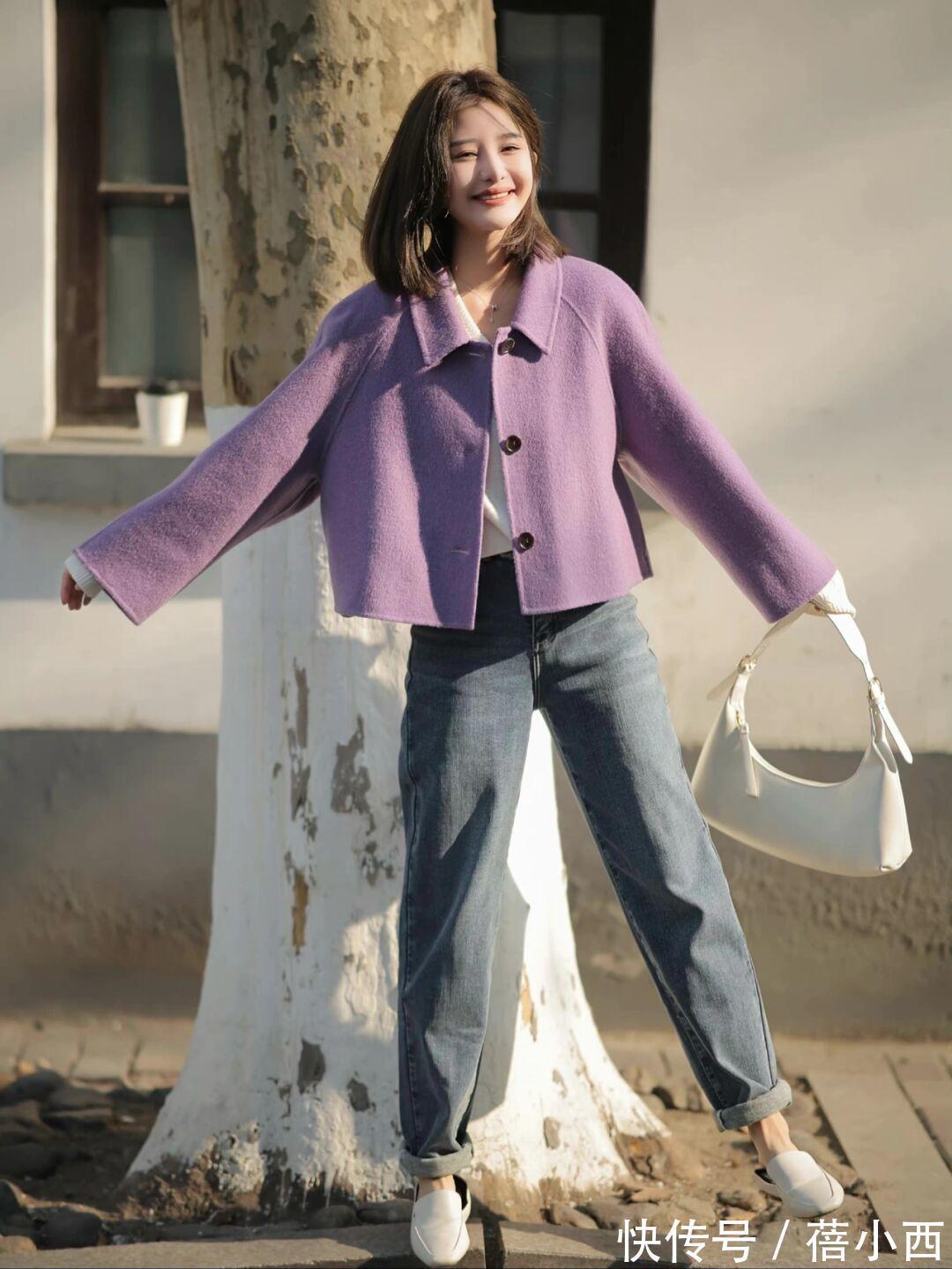 大衣 “短大衣”是时髦女生的冬日必备,配半身裙、裤子优雅时髦又高级