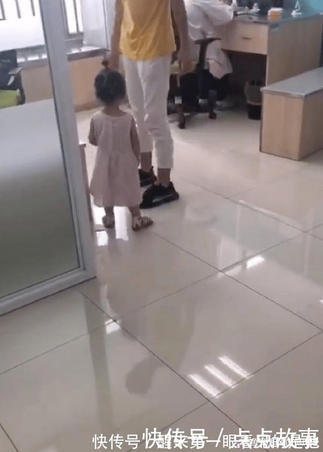 萝莉|3岁萝莉打完针越想越委屈，气冲冲找医生“算账”，网友萌翻了