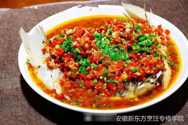 送你一顿美食大餐！冬季美食热辣上线，一口入魂！