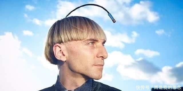 5项最“无聊”的吉尼斯纪录:男子往脑袋上植入天线,有何作用?