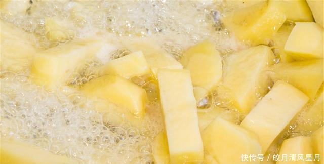 土豆条|自从学会了土豆这做法,口感酥脆,孩子们爱不释手抢着吃