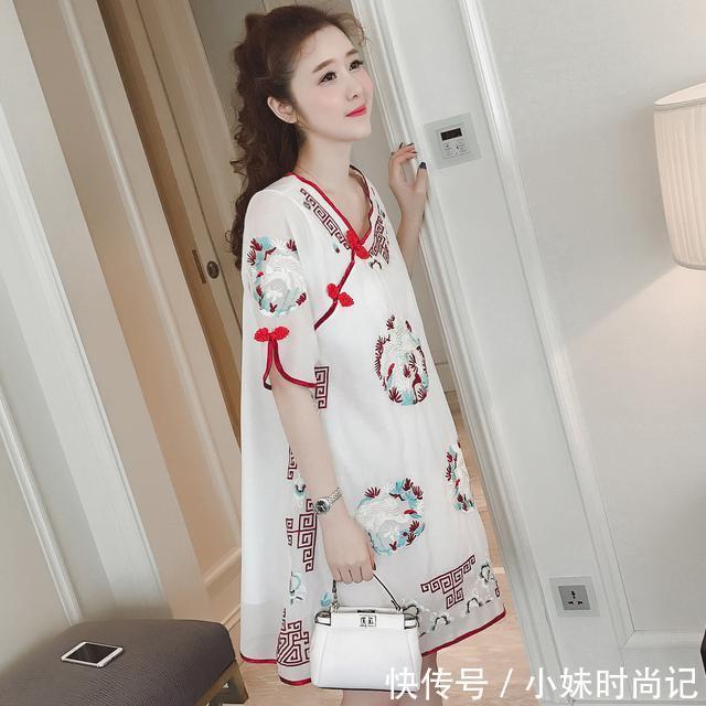 蕾丝 时髦减龄美裙相伴,你的青春“我”做主