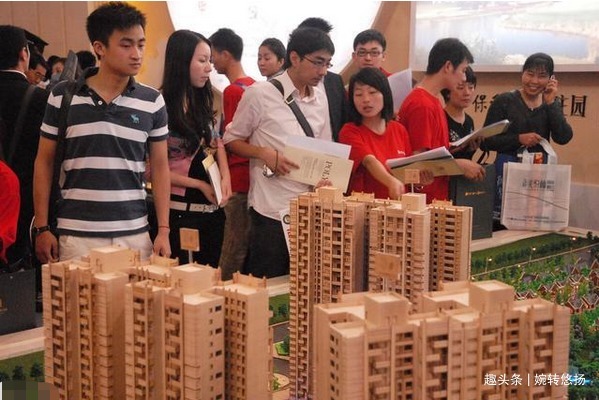 房子|2021年起,不管房产证写谁的名字,不再决定房产分配,闹也没用!