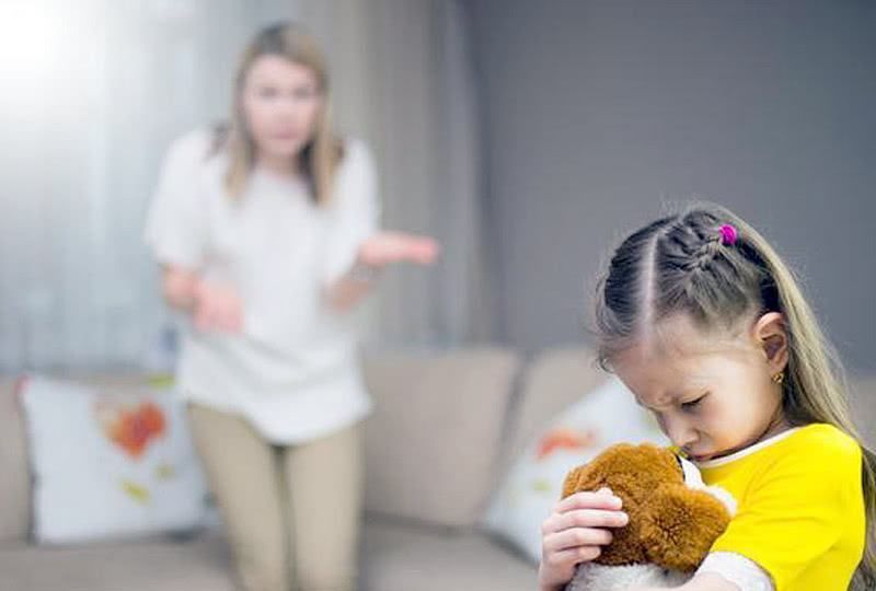 父母|父母对孩子特别抠门是一种什么样的体验?过来人:苦不堪言