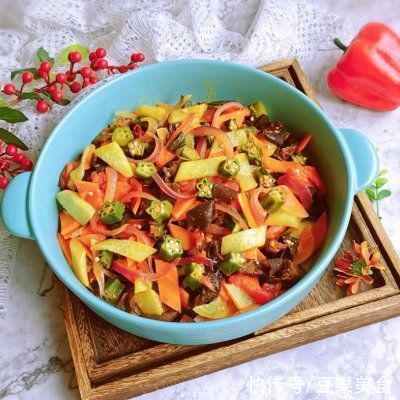 番茄|#少盐饮食 轻松生活#时蔬小炒