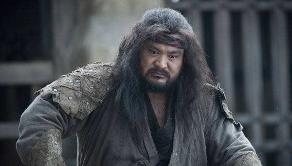 最终|成也萧何败也萧何,韩信一系列作死行为,最终死于吕雉和萧何之手