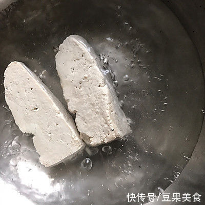 好吃|黯然销魂的五彩小瓜饺子，好吃