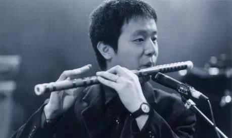 無地自容|竇唯和許巍現在的音樂算是搖滾嗎？他們兩人誰更厲害？