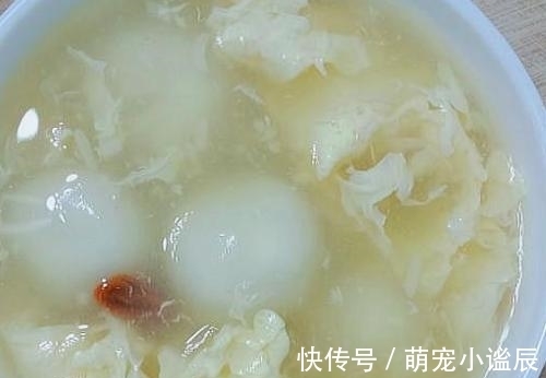 它是“穷人的阿胶”，一碗不到3元，每天吃一份，脸色变红润