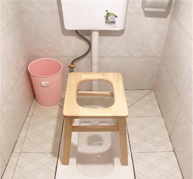 准妈妈|“胎盘低”的准妈妈,到了孕晚期上厕所要注意,蹲坑不适合你